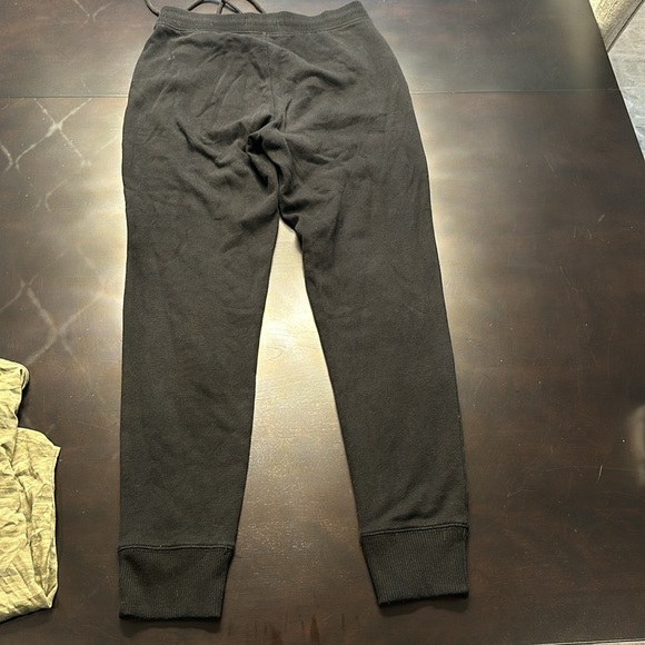 Hollister Sz XS black joggers super soft - Picture 6 of 6